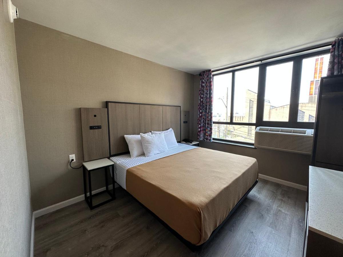 Regal Inn & Suites New York Laguardia Hotel Εξωτερικό φωτογραφία