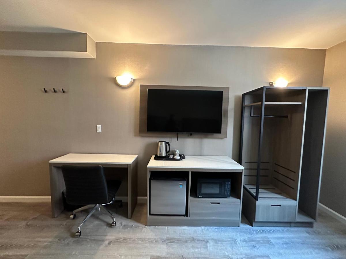 Regal Inn & Suites New York Laguardia Hotel Εξωτερικό φωτογραφία