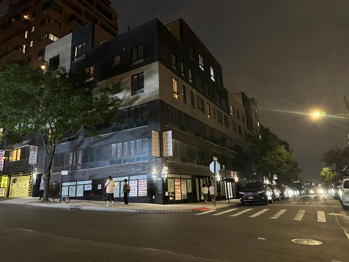Regal Inn & Suites New York Laguardia Hotel Εξωτερικό φωτογραφία